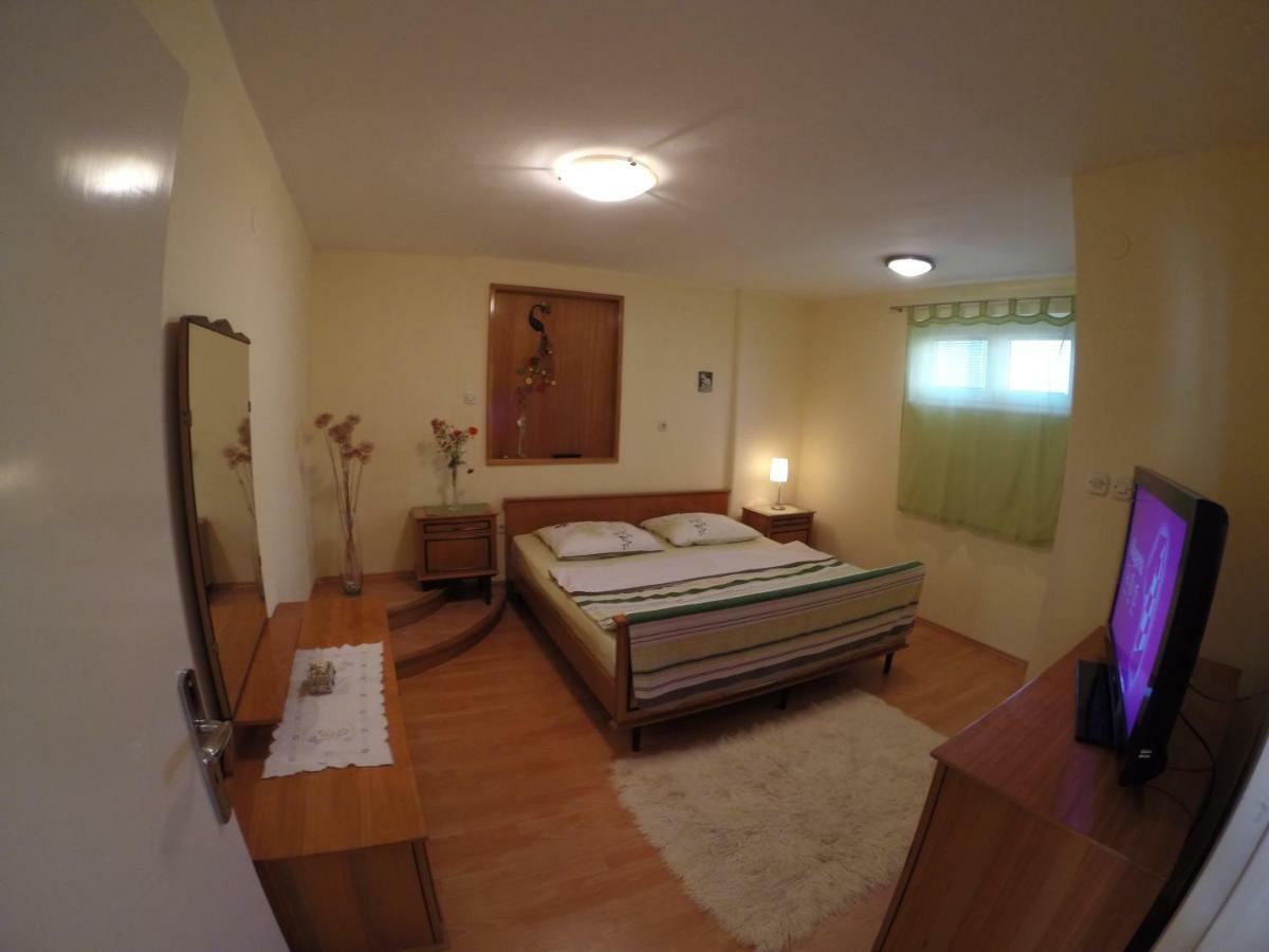 Apartment Popona Zara Esterno foto