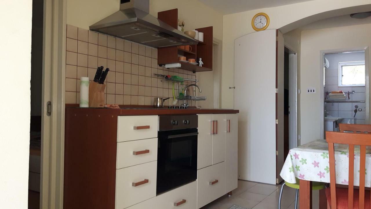 Apartment Popona Zara Esterno foto